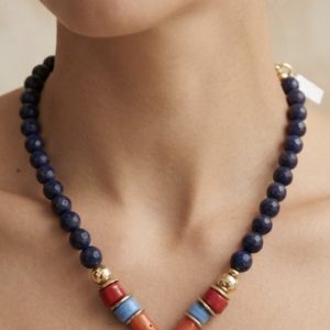 Seramik Göz Uçlu Lapis Lazuli & Renkli Boncuklu Kolye – Lacivert / Kırmızı / Gold