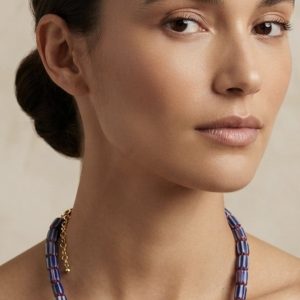 El Yapımı Murano Cam Boncuklu & Tatlısu İnci Kolye – Lacivert / Ekru / Gold