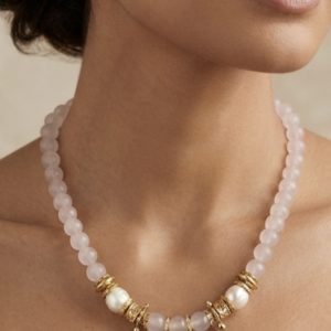 Doğal Pembe Kuvars & Tatlısu İnci Detaylı Kolye – Pudra / Ekru / Gold